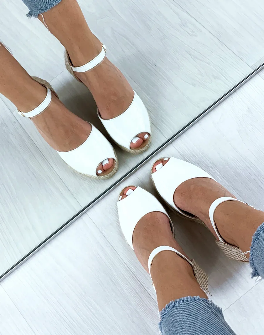 Sandales espadrilles compensées blanches effet croco et corde